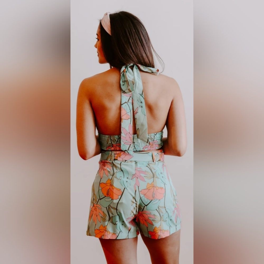 Molly Bracken Floral Halter Top And Shorts Set - Picture 2 of 13